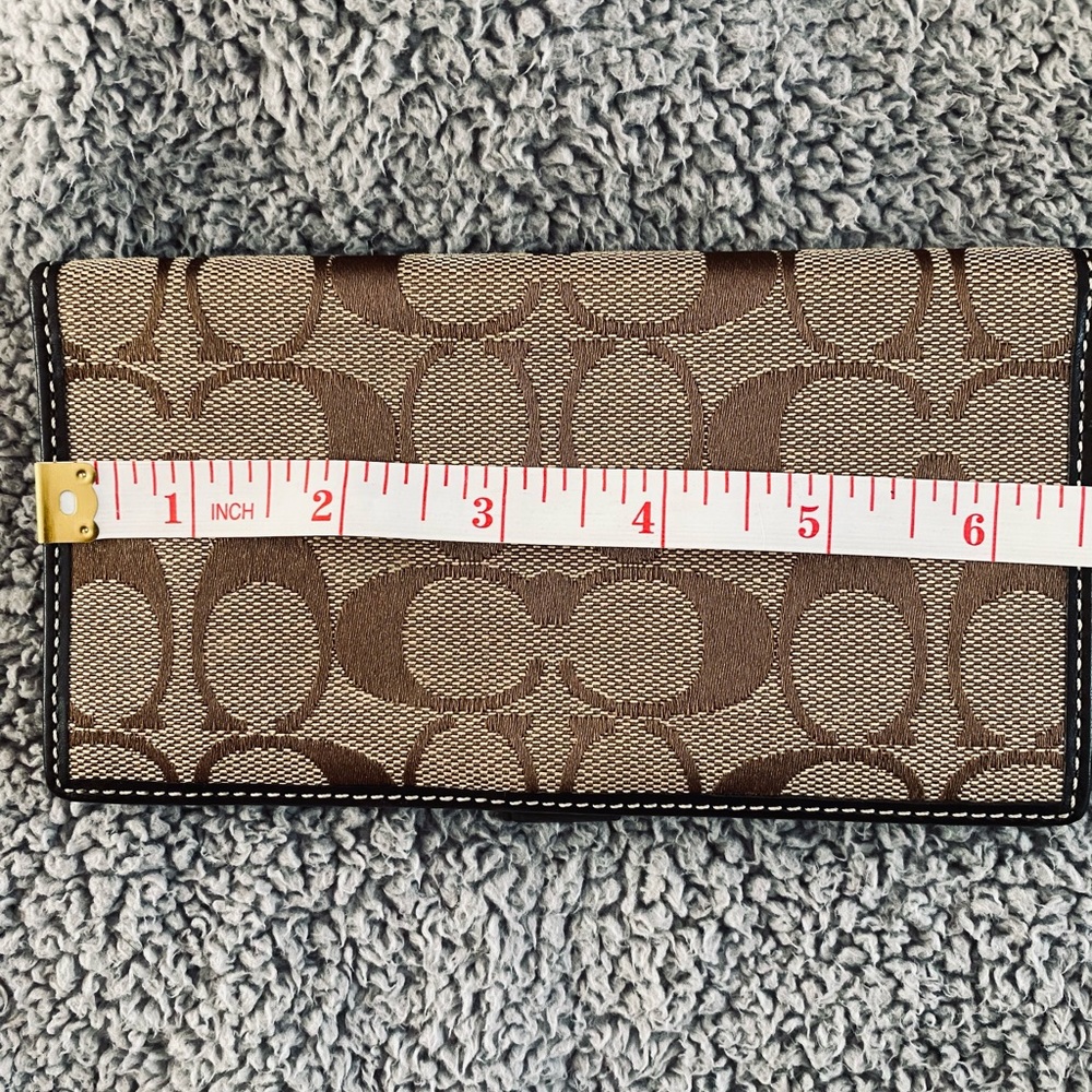 Authentic Coach - image 4